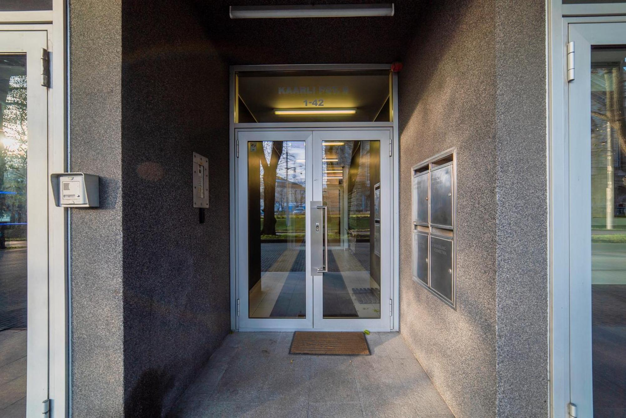 Romeo Family Kaarli Apartment Tallin Zewnętrze zdjęcie