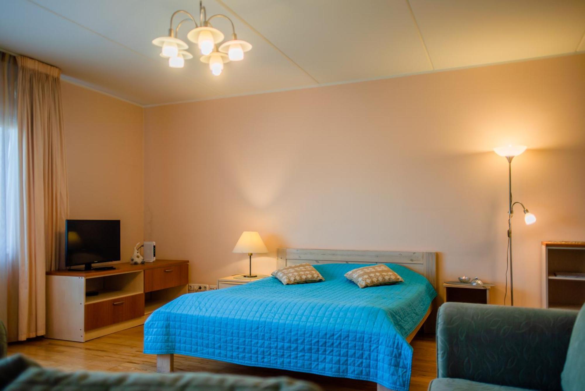 Romeo Family Kaarli Apartment Tallin Zewnętrze zdjęcie